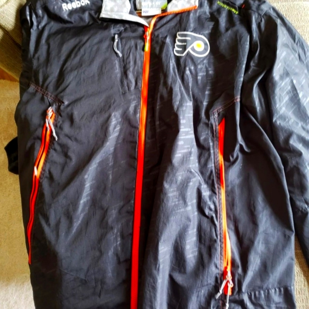 Reebok XL Philadelphia Flyers Coat